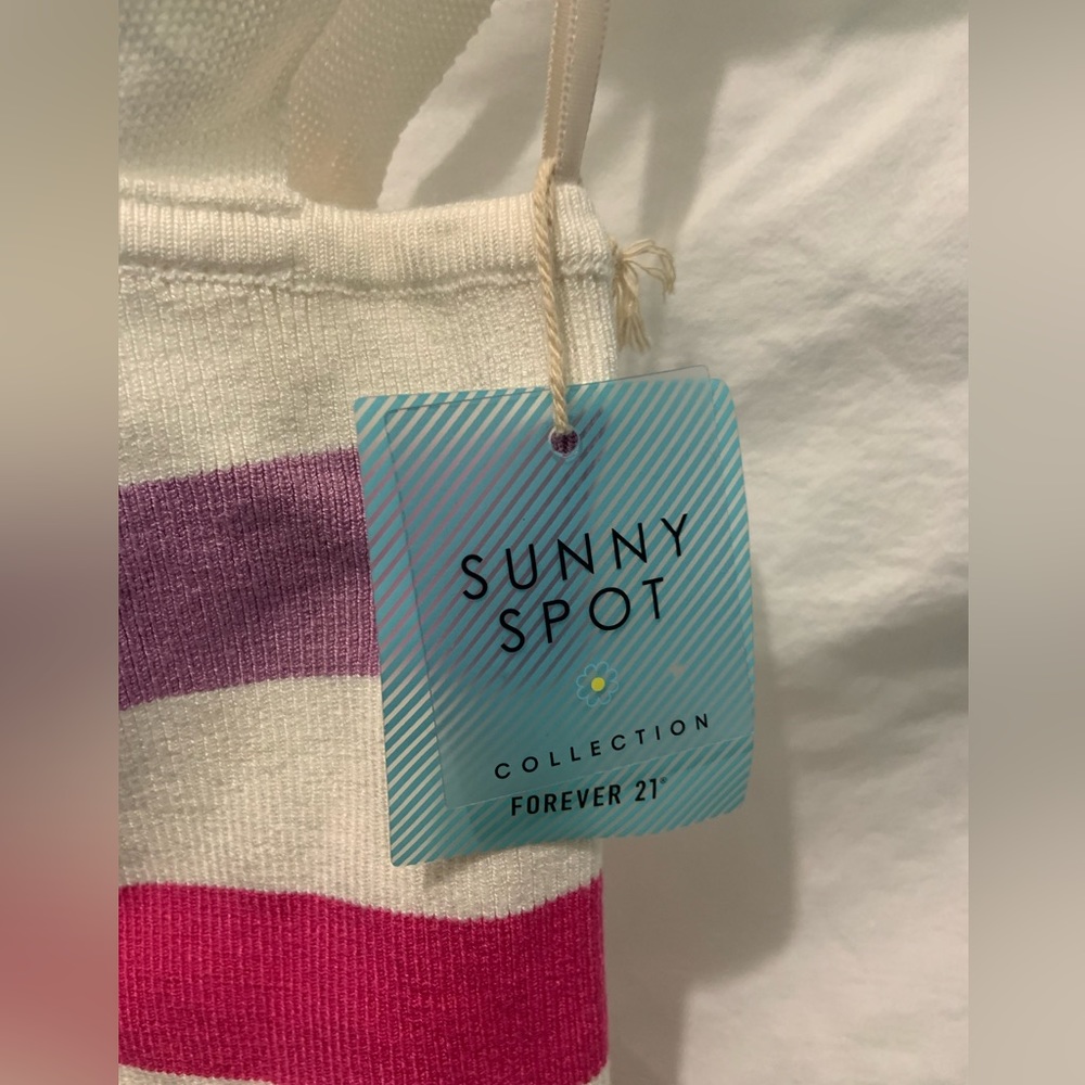Forever 21 sunny spot collection top